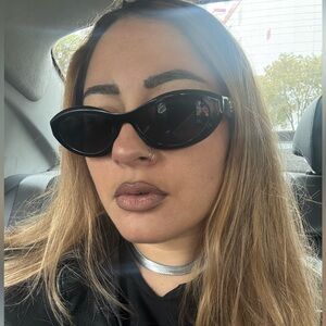 Meet your Posher, Adriana